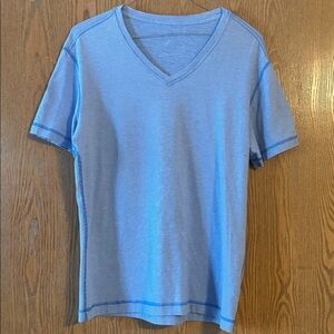 Lululemon Blue V-Neck T-Shirt Size M